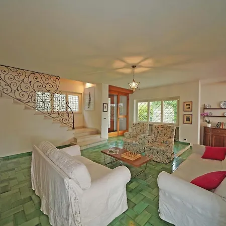 Vila Cappelletta, Entire Directly Lake Front With Private Dock Sleeps 12