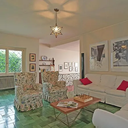 Cappelletta, Entire Directly Lake Front With Private Dock Sleeps 12 Vila *